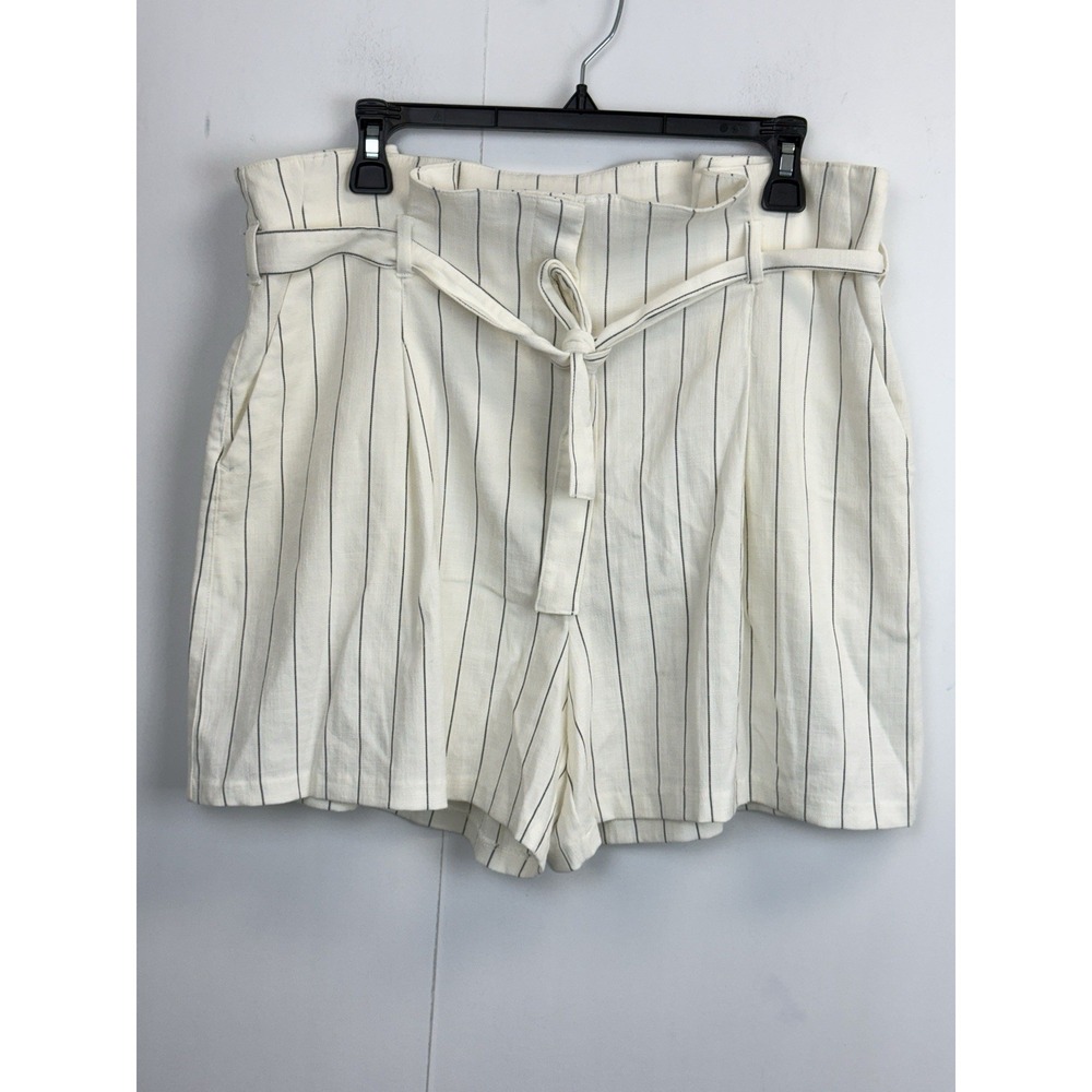 Worthington Size 14 Paper Bag Waist Shorts Belted High Rise Cream/Black Striped